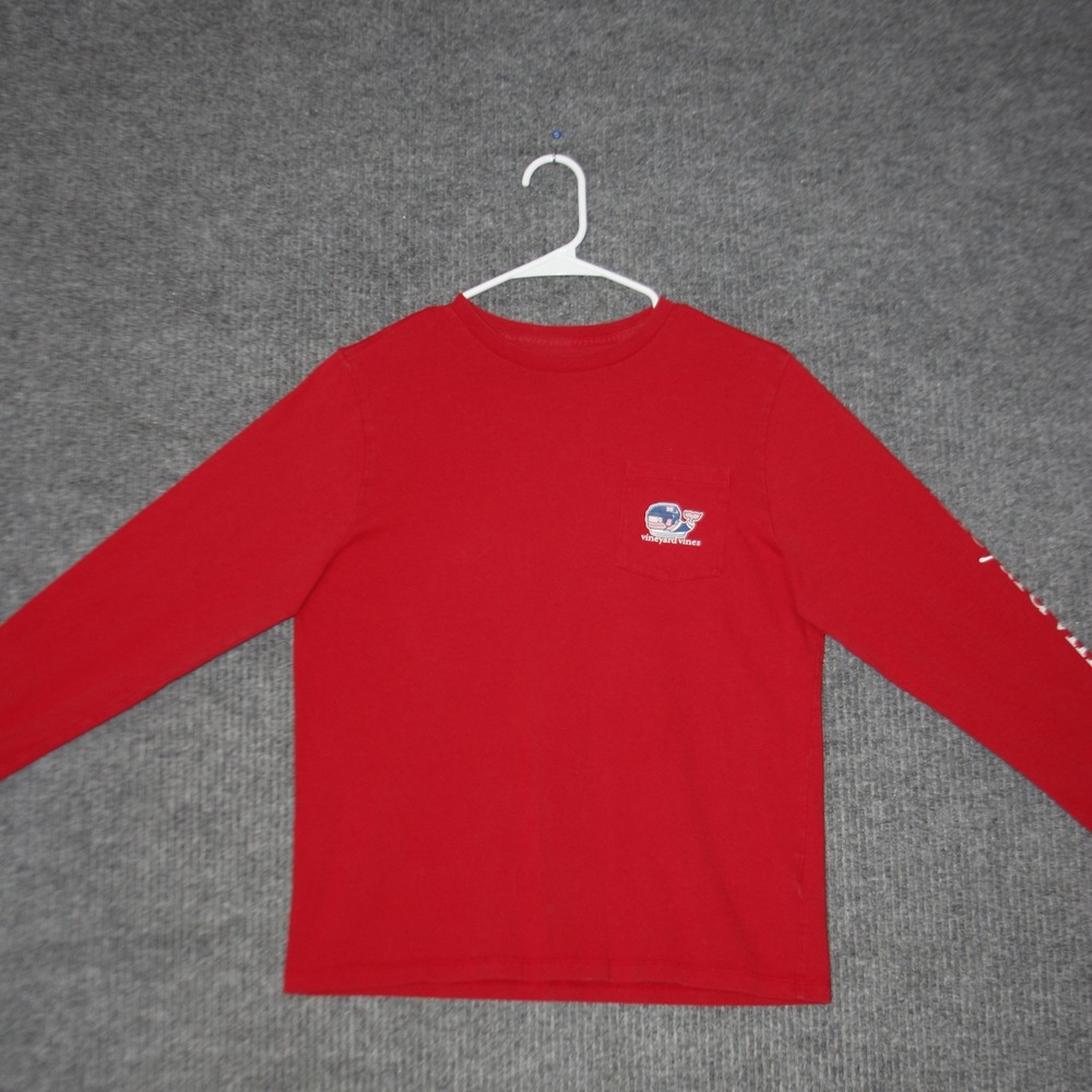 Vineyard Vines Long Sleeve T Shirt ‎ Youth XL Red Hockey Whale Graphic Pocket